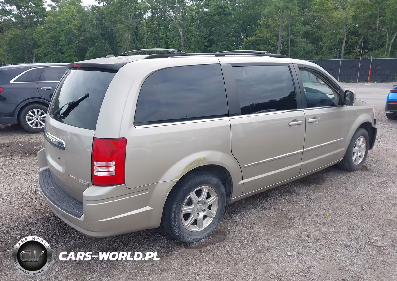 2009 Chrysler Town & Country Touring VIN:2A8HR54179R640033 - 4