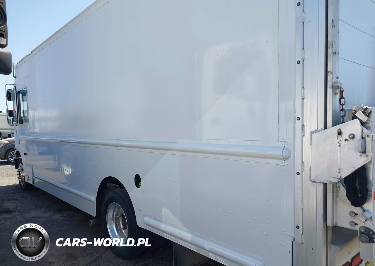 2016 Ford F-59 Commercial Stripped VIN:1F65F5KY4G0A00424 - 17