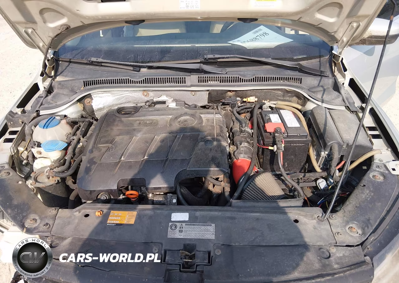 2011 Volkswagen Jetta 2.0L Tdi VIN:3VWLL7AJ0BM121774 - 10