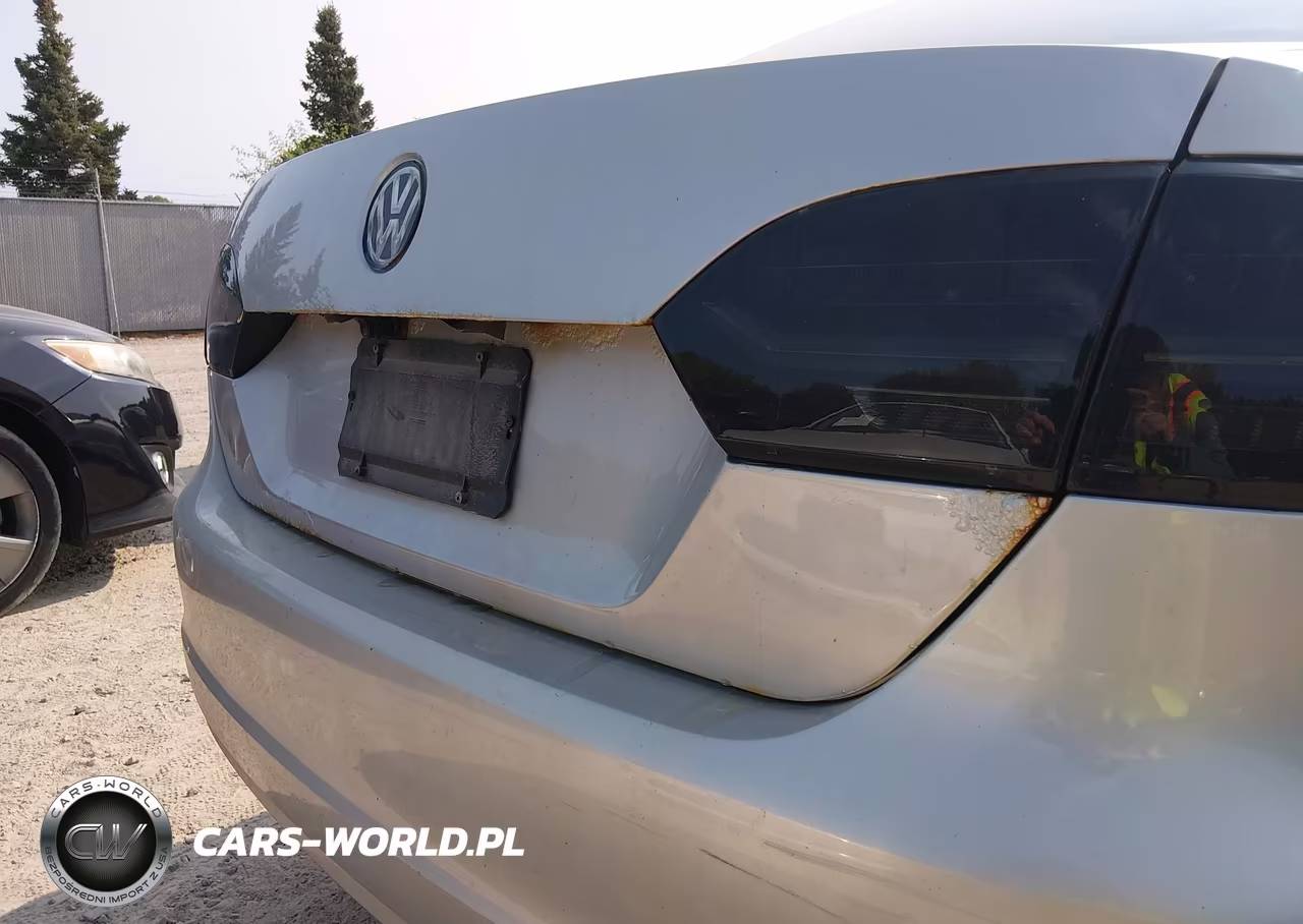 2011 Volkswagen Jetta 2.0L Tdi VIN:3VWLL7AJ0BM121774 - 16
