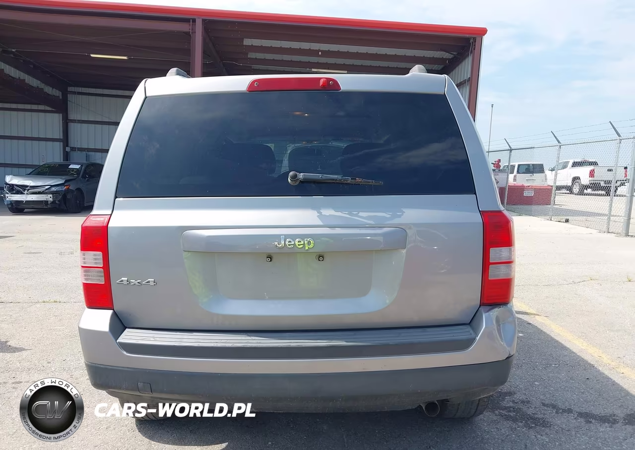 2015 Jeep Patriot Sport VIN:1C4NJRBB9FD123884 - 16