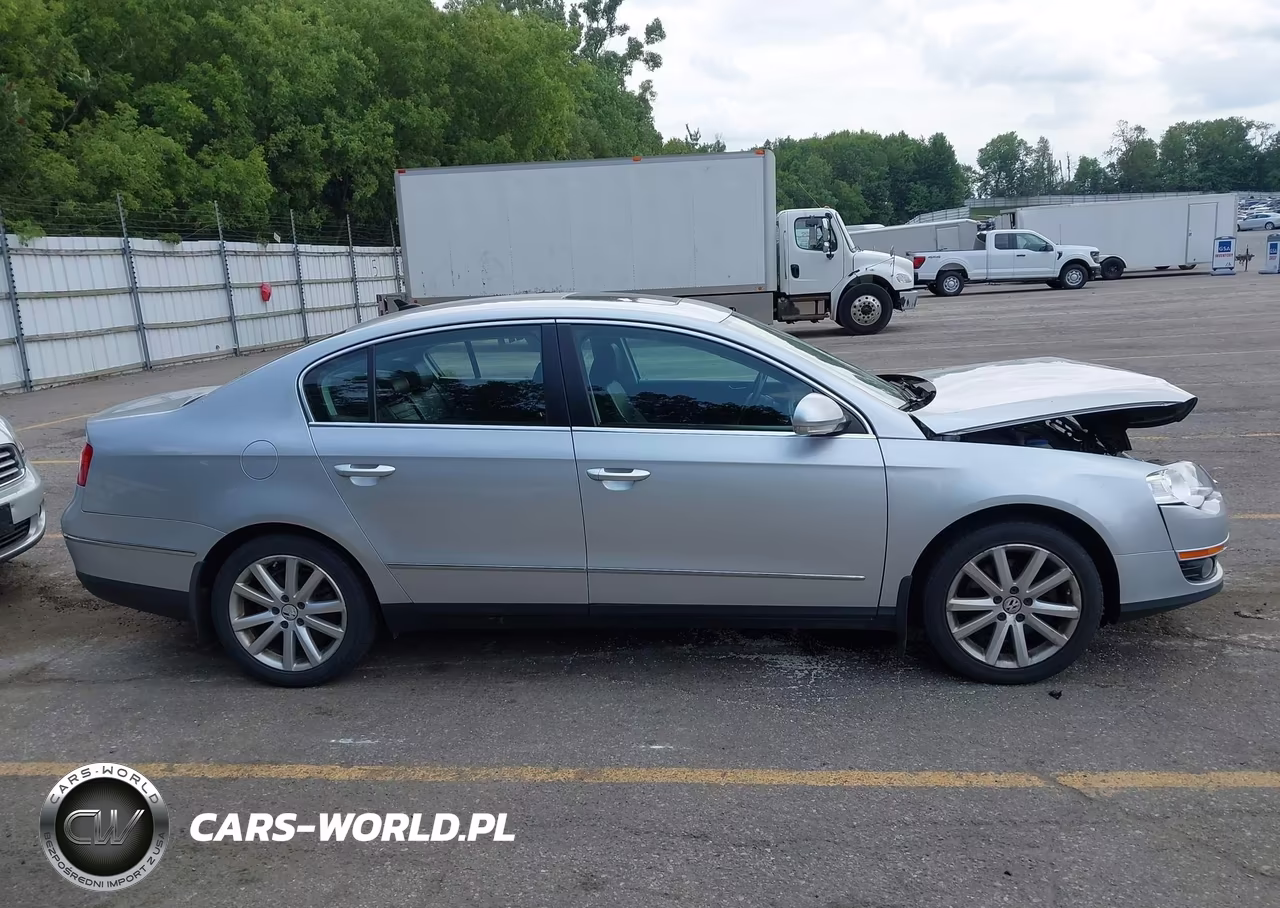 2010 Volkswagen Passat Komfort VIN:WVWJK7AN2AE076440 - 12