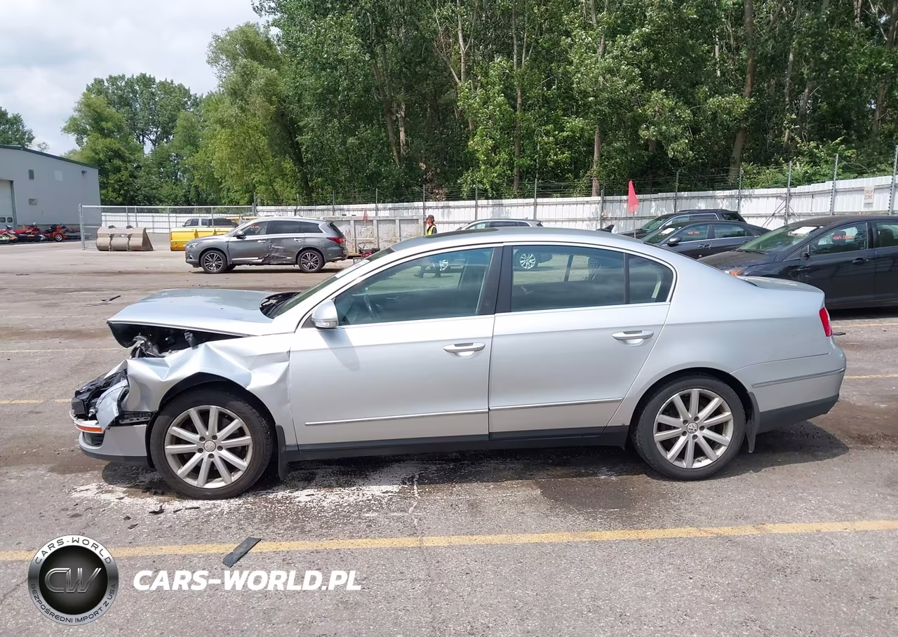 2010 Volkswagen Passat Komfort VIN:WVWJK7AN2AE076440 - 13