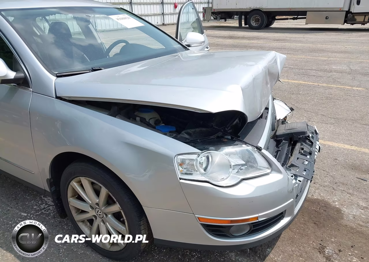 2010 Volkswagen Passat Komfort VIN:WVWJK7AN2AE076440 - 6