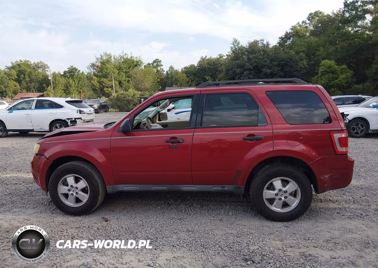 2011 Ford Escape Xlt VIN:1FMCU9D7XBKB35213 - 14