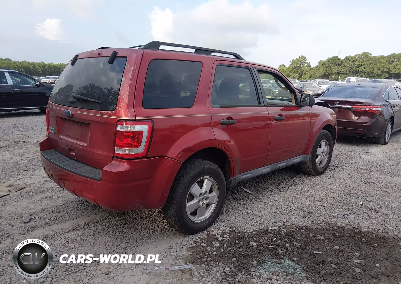 2011 Ford Escape Xlt VIN:1FMCU9D7XBKB35213 - 4
