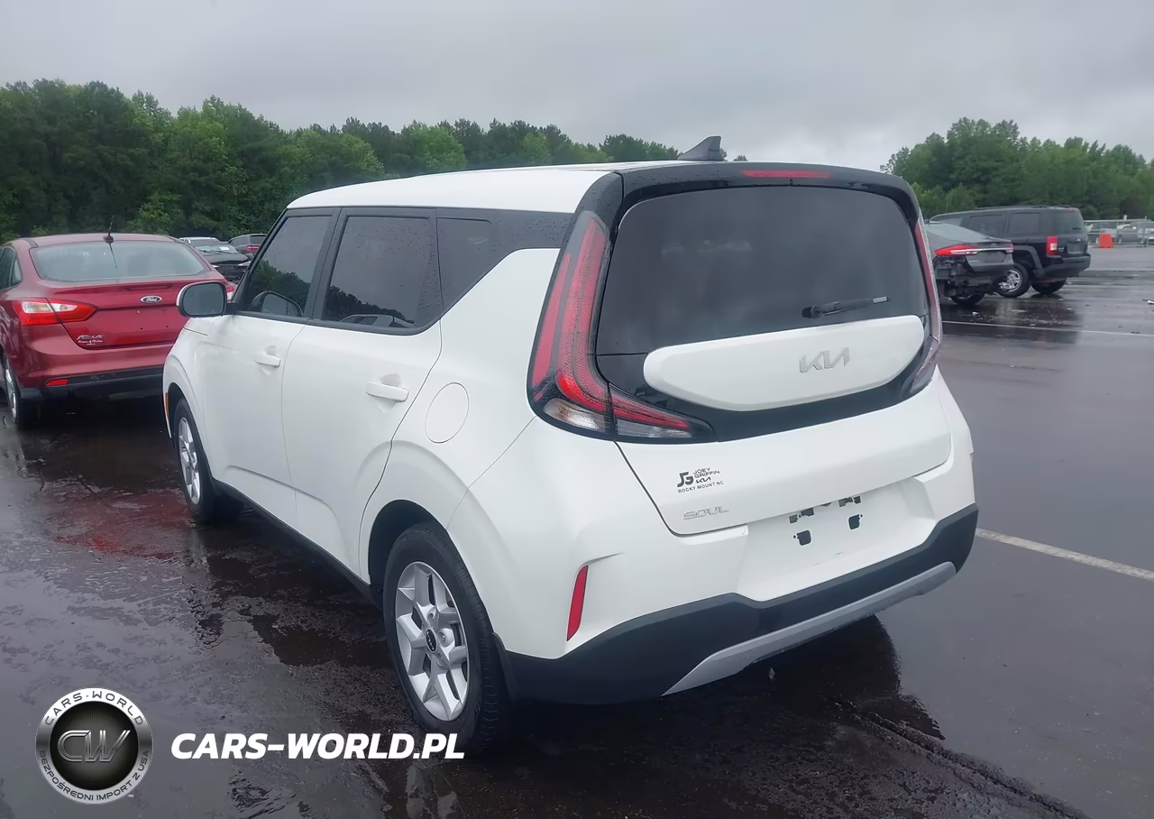 2025 Kia Soul Lx VIN:KNDJ23AU6S7926186 - 3