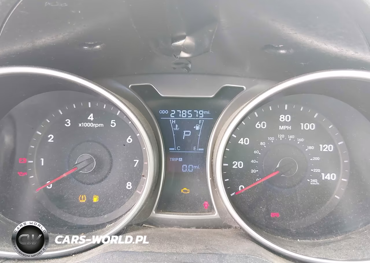 2012 Hyundai Veloster Base W-Gray VIN:KMHTC6AD7CU066238 - 7