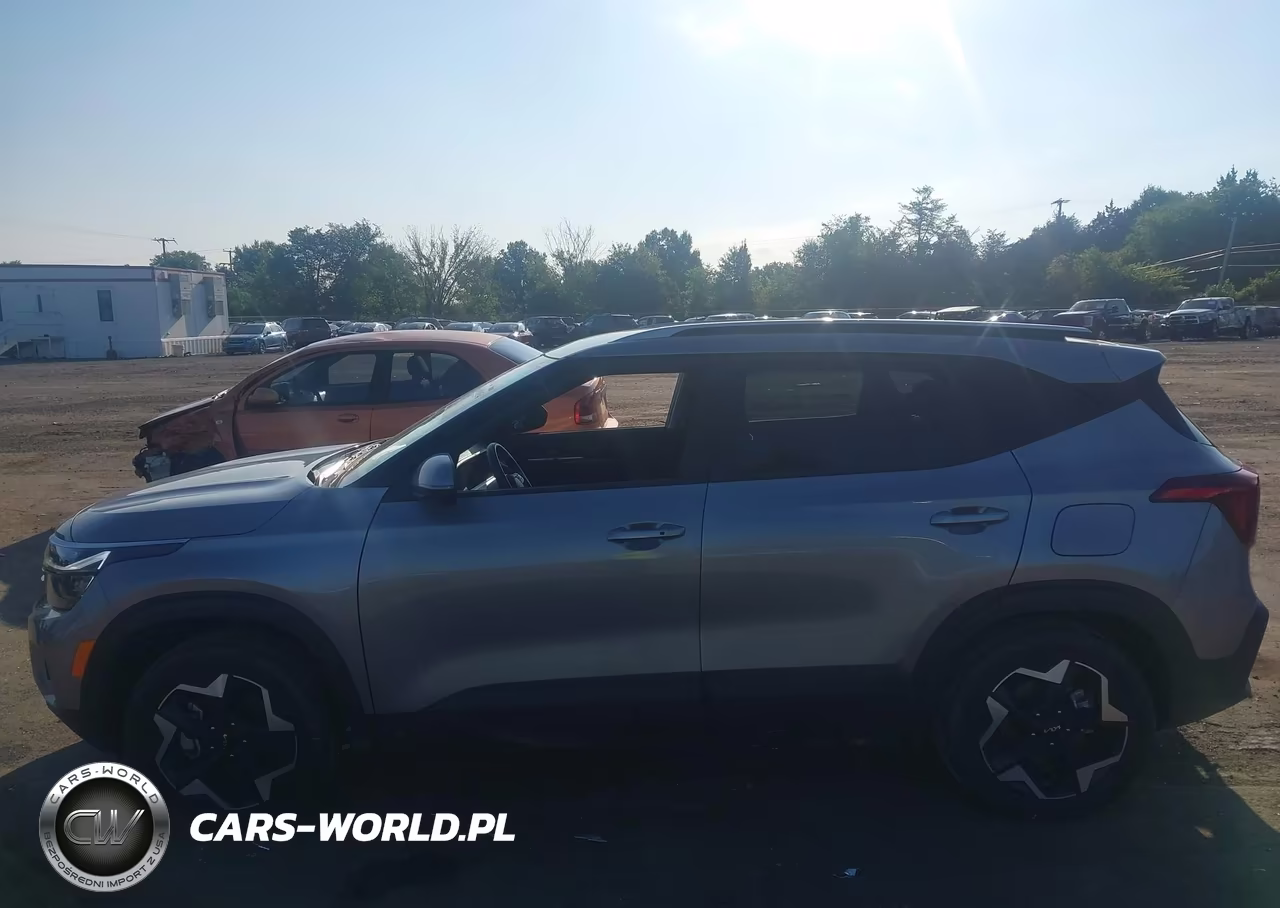 2025 Kia Seltos S VIN:KNDEUCAA6S7812187 - 14