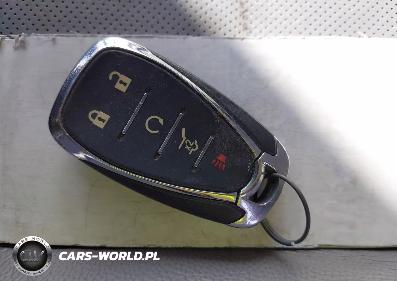2018 Chevrolet Equinox Premier VIN:2GNAXMEV9J6211631 - 11