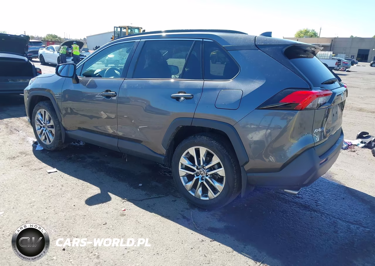 2021 Toyota Rav4 Xle Premium VIN:2T3C1RFV5MC118727 - 3