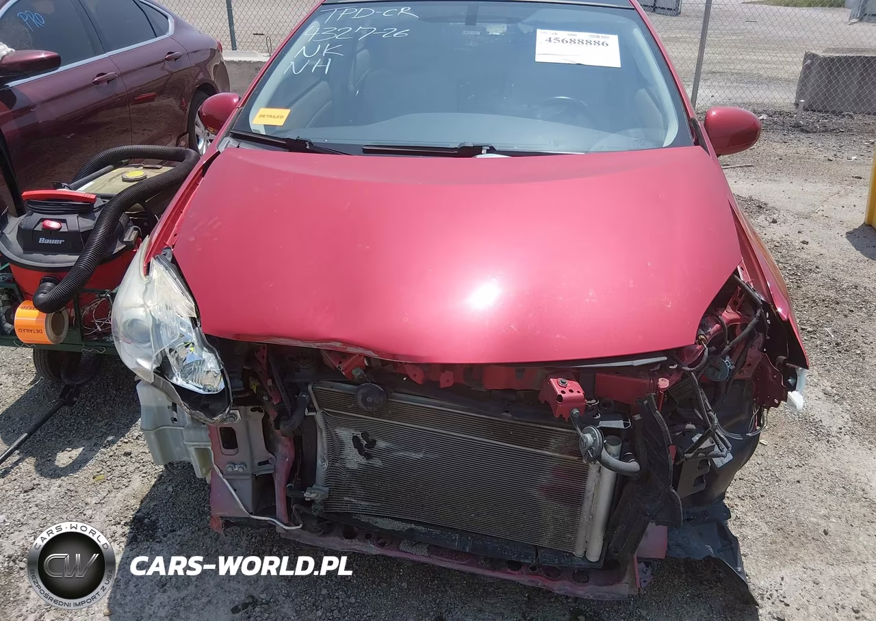 2015 Toyota Prius Four VIN:JTDKN3DU3F1990895 - 13
