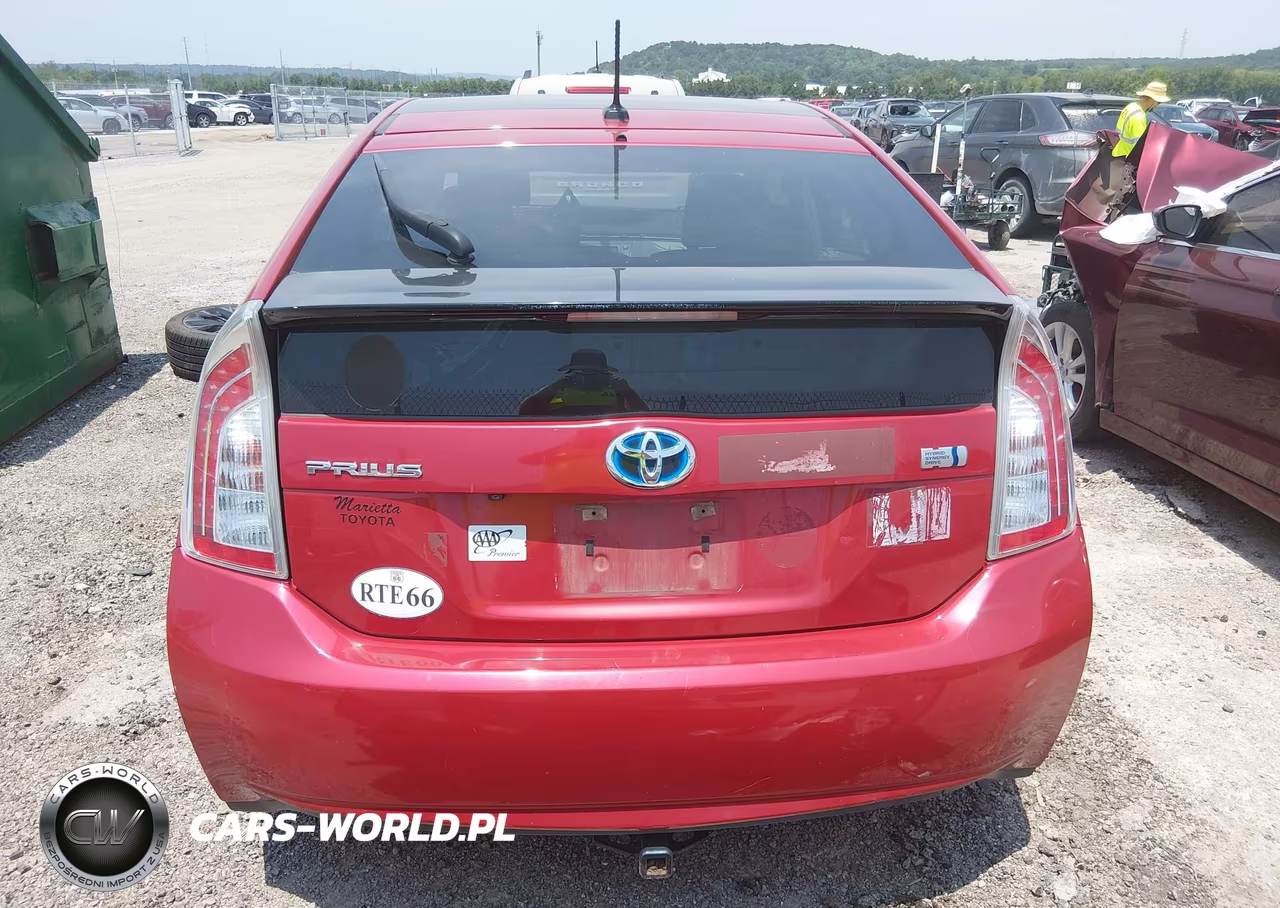 2015 Toyota Prius Four VIN:JTDKN3DU3F1990895 - 17