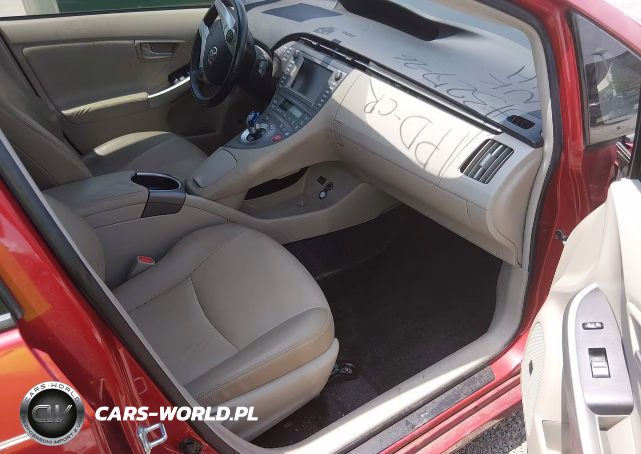 2015 Toyota Prius Four VIN:JTDKN3DU3F1990895 - 5