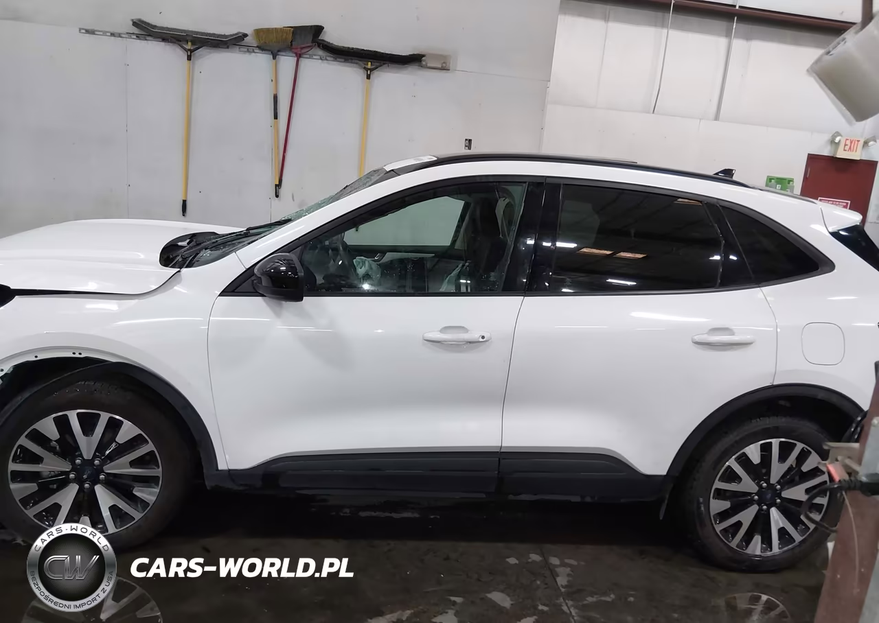 2020 Ford Escape Se Sport Hybrid VIN:1FMCU9BZ6LUA63601 - 15