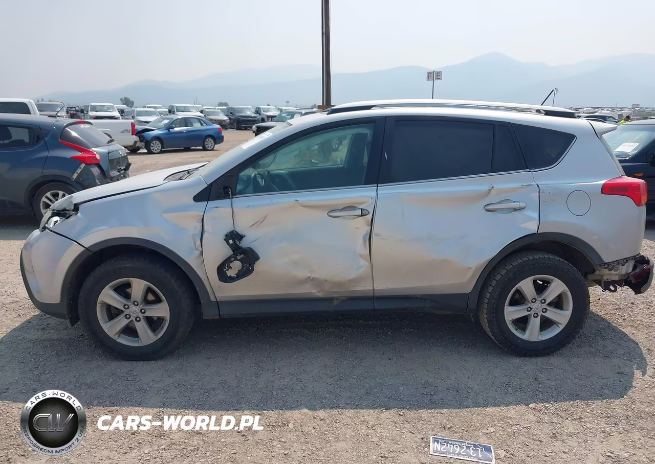 2014 Toyota Rav4 Xle VIN:2T3RFREV3EW149990 - 14
