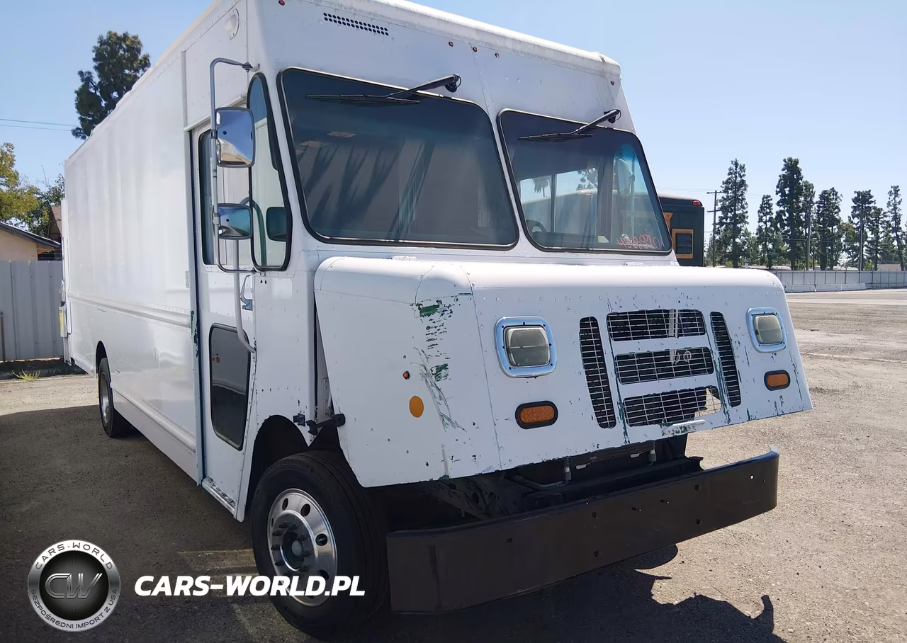 2016 Ford F-59 Commercial Stripped