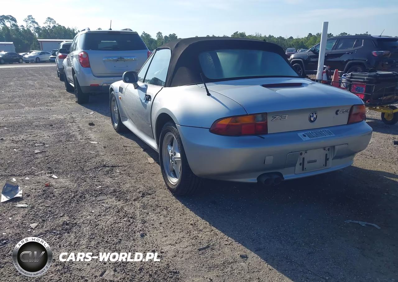 1999 BMW Z3 2.3 VIN:4USCH9339XLF82363 - 3