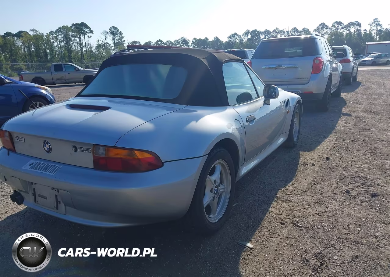 1999 BMW Z3 2.3 VIN:4USCH9339XLF82363 - 4