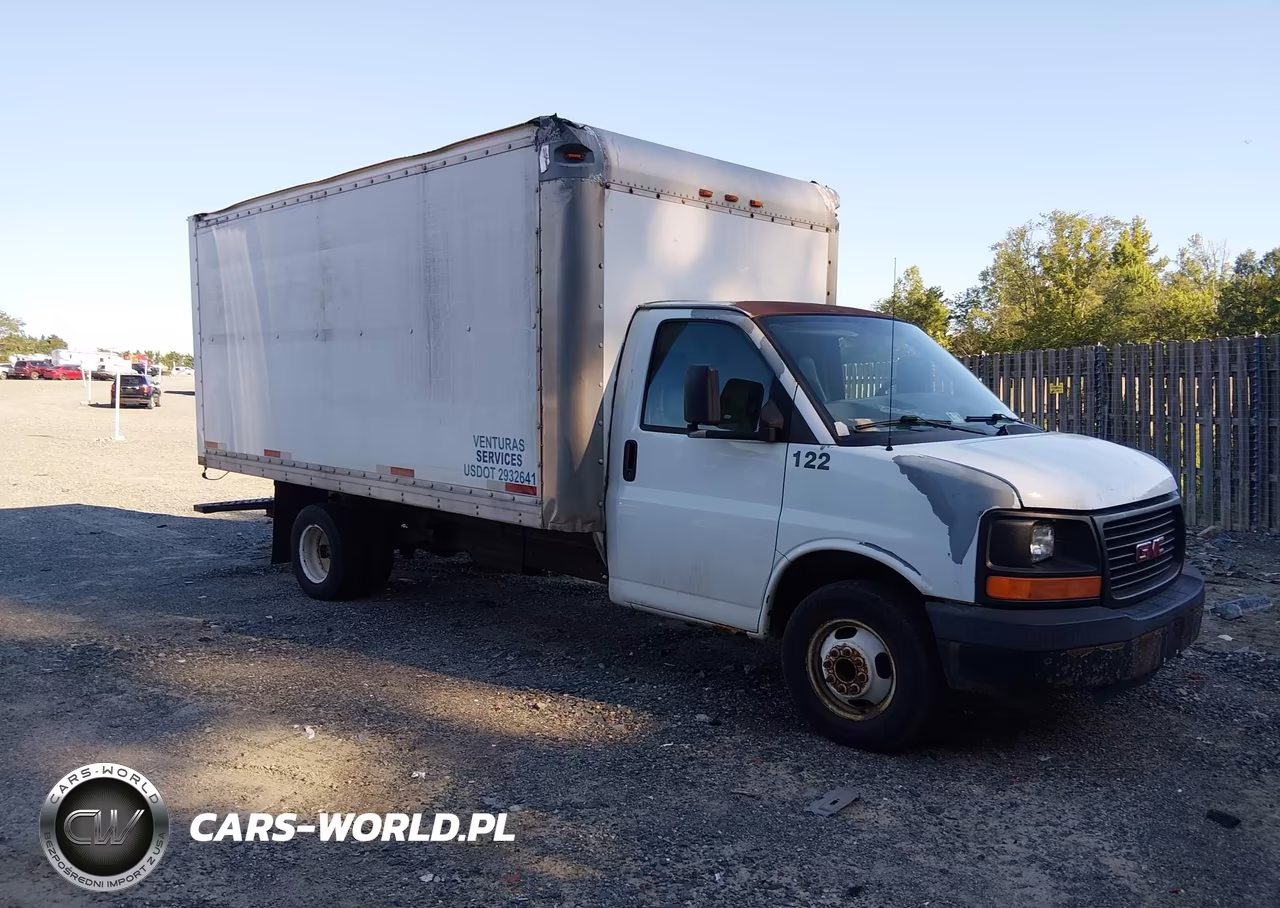 2006 GMC Savana Cutaway G3500