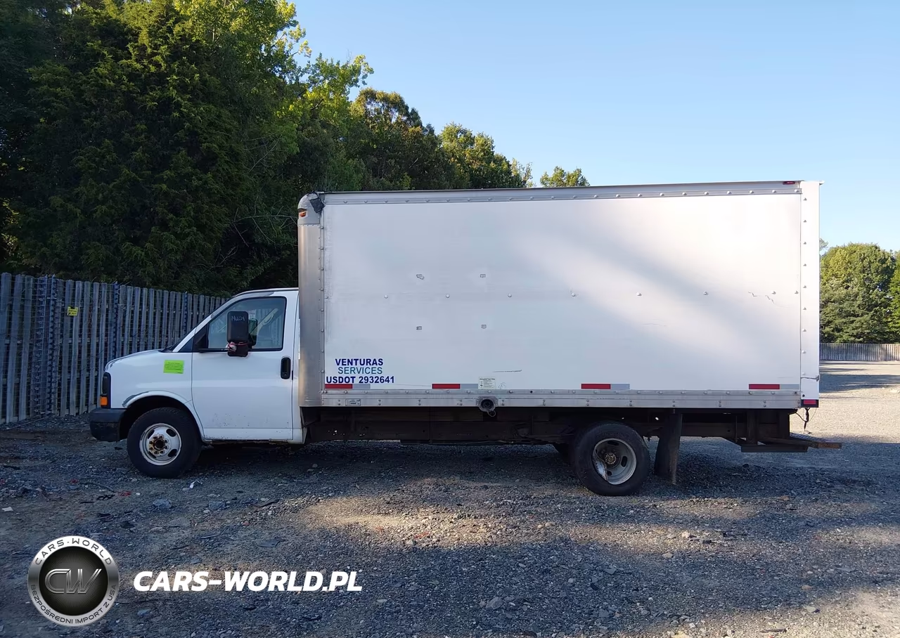 2006 GMC Savana Cutaway G3500 VIN:1GDJG31V161904823 - 15