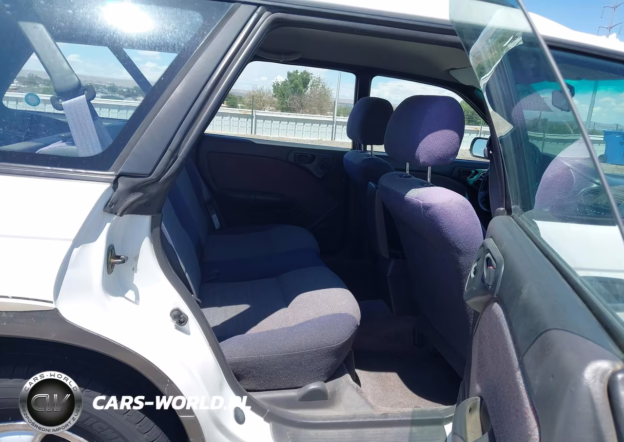 1996 Subaru Legacy Outback VIN:4S3BG4853T6384093 - 8