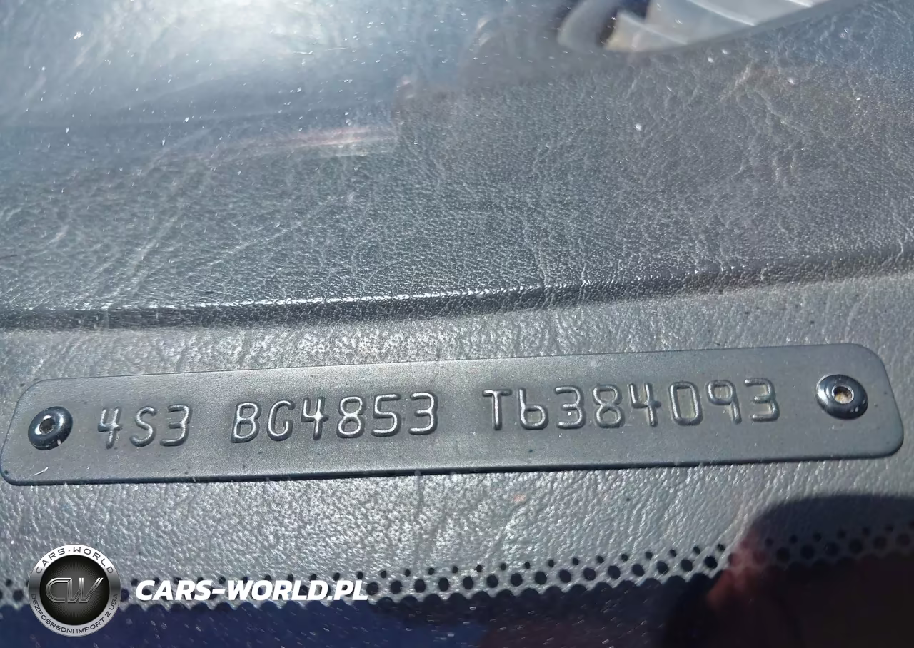 1996 Subaru Legacy Outback VIN:4S3BG4853T6384093 - 9