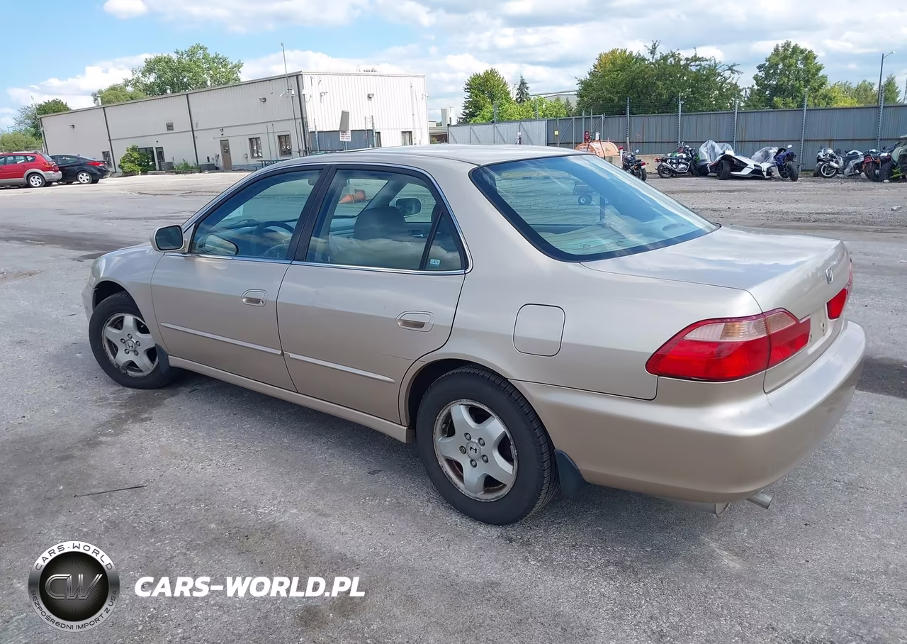 2000 Honda Accord 3.0 Ex VIN:1HGCG1656YA056968 - 3