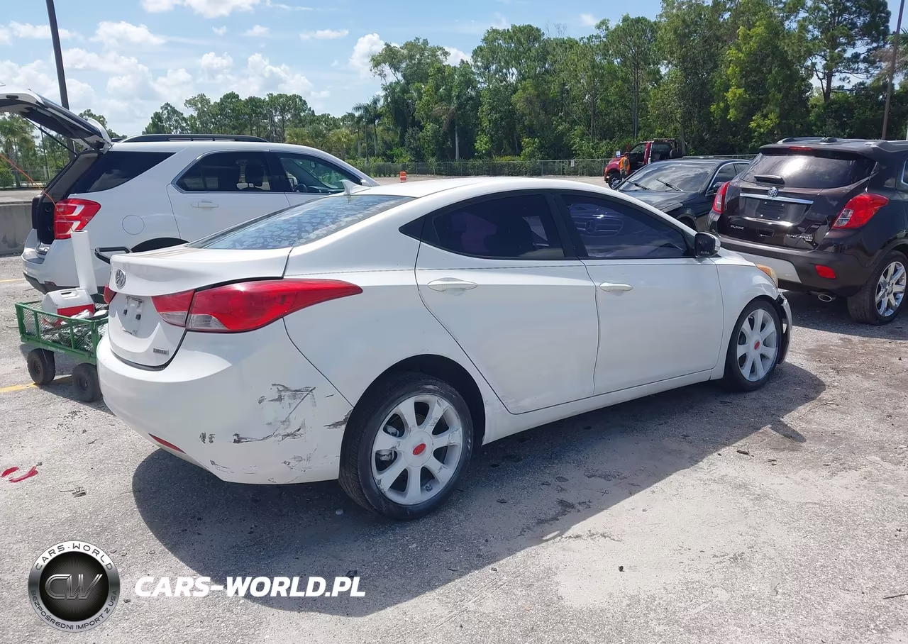 2013 Hyundai Elantra Limited VIN:5NPDH4AE8DH222077 - 4