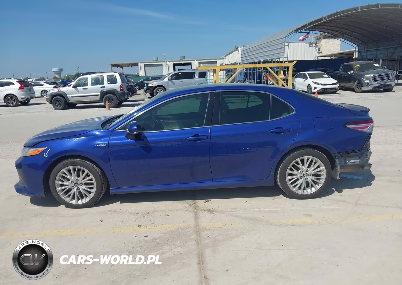 2018 Toyota Camry Hybrid Xle VIN:4T1B21HK3JU509925 - 15