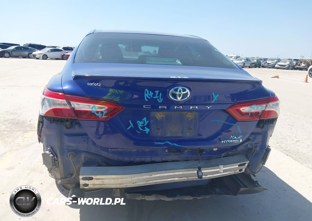 2018 Toyota Camry Hybrid Xle VIN:4T1B21HK3JU509925 - 17