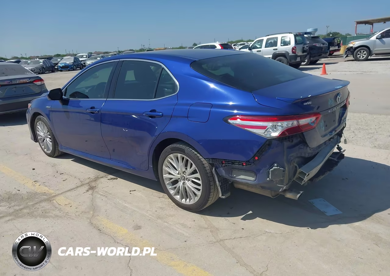 2018 Toyota Camry Hybrid Xle VIN:4T1B21HK3JU509925 - 3