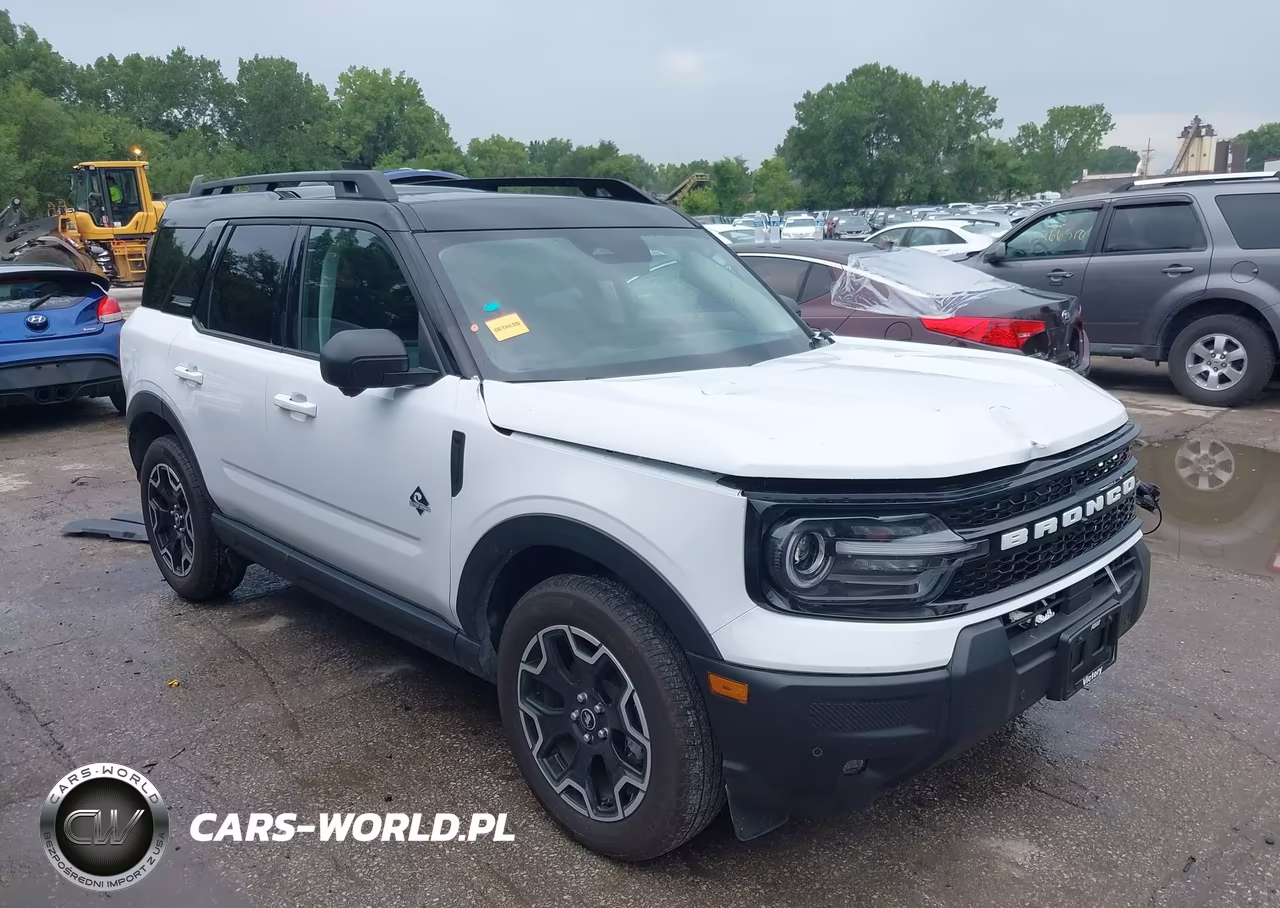 2025 Ford Bronco Sport Outer Banks – zdjęcie 1 z 17
