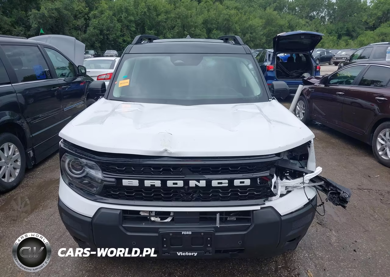 2025 Ford Bronco Sport Outer Banks VIN:3FMCR9CN4SRE62686 - 13
