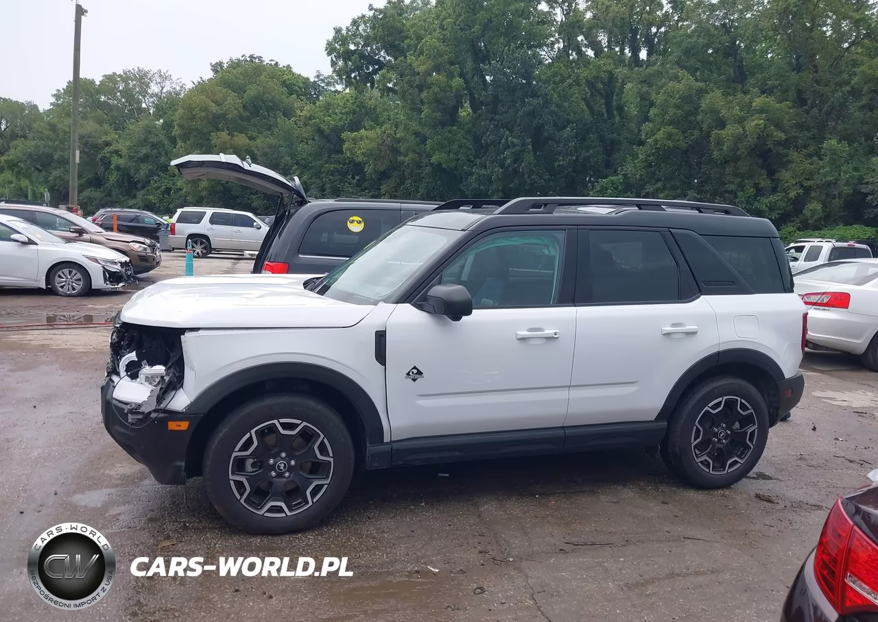 2025 Ford Bronco Sport Outer Banks VIN:3FMCR9CN4SRE62686 - 15