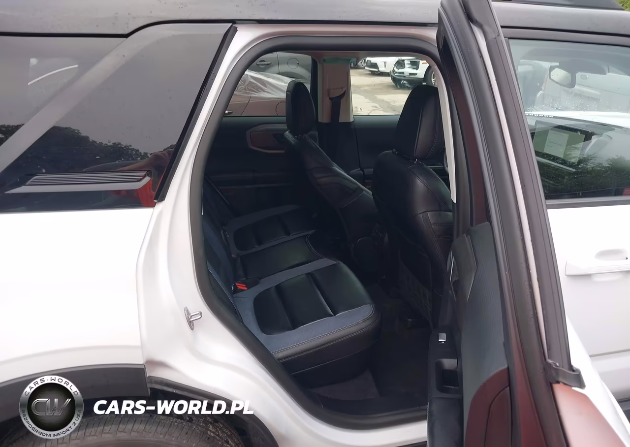 2025 Ford Bronco Sport Outer Banks VIN:3FMCR9CN4SRE62686 - 8
