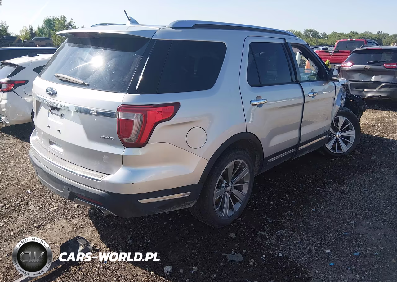 2018 Ford Explorer Limited VIN:1FM5K8F82JGB66925 - 4