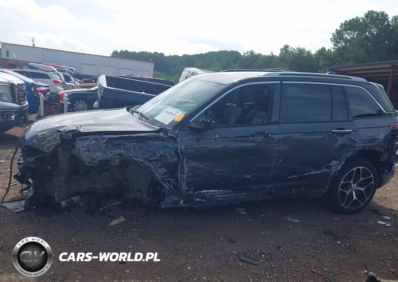 2022 Jeep Grand Cherokee Summit Reserve 4X4 VIN:1C4RJHET9N8510359 - 6