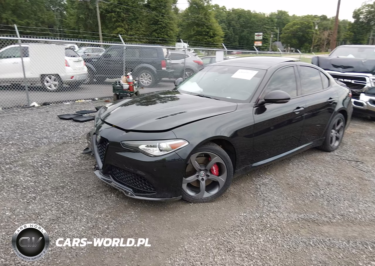 2017 Alfa Romeo Giulia Ti Awd VIN:ZARFAEENXH7537024 - 2