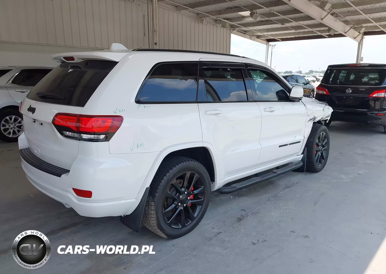 2020 Jeep Grand Cherokee Altitude 4X2 VIN:1C4RJEAG7LC145388 - 4