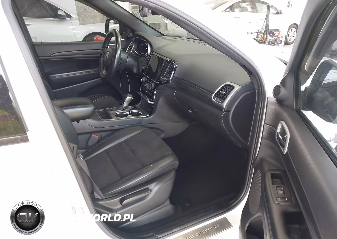 2020 Jeep Grand Cherokee Altitude 4X2 VIN:1C4RJEAG7LC145388 - 5