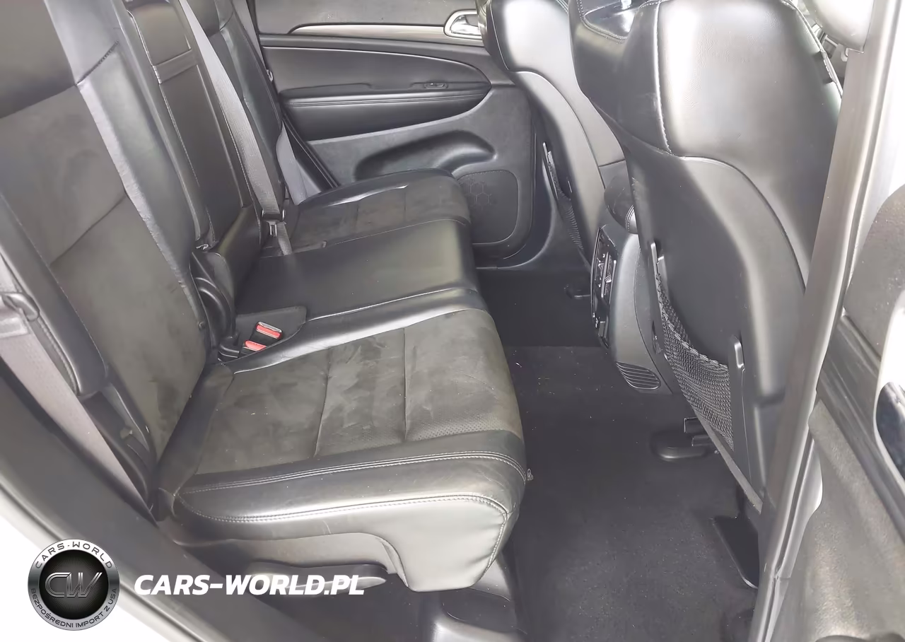 2020 Jeep Grand Cherokee Altitude 4X2 VIN:1C4RJEAG7LC145388 - 8