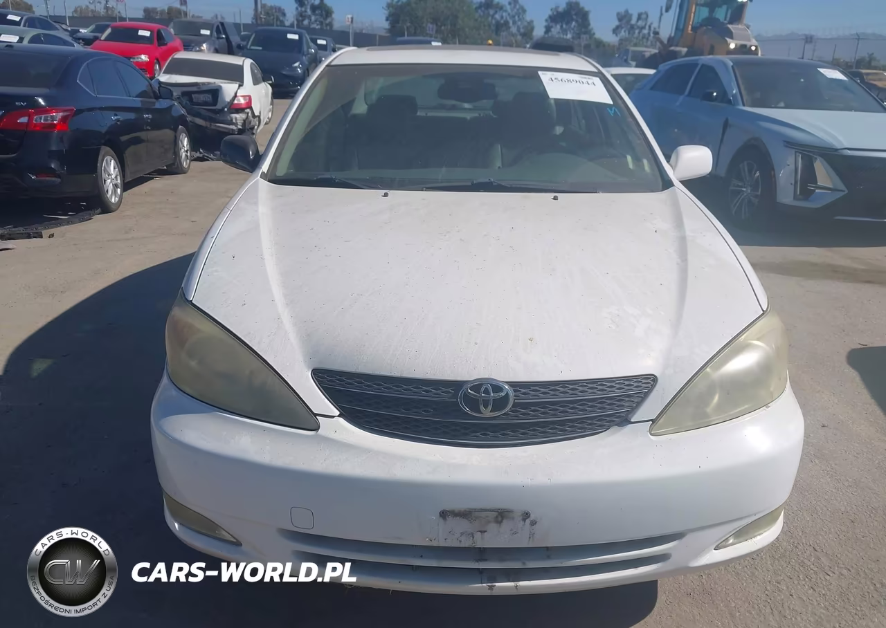 2003 Toyota Camry Xle VIN:JTDBE32K830238709 - 6