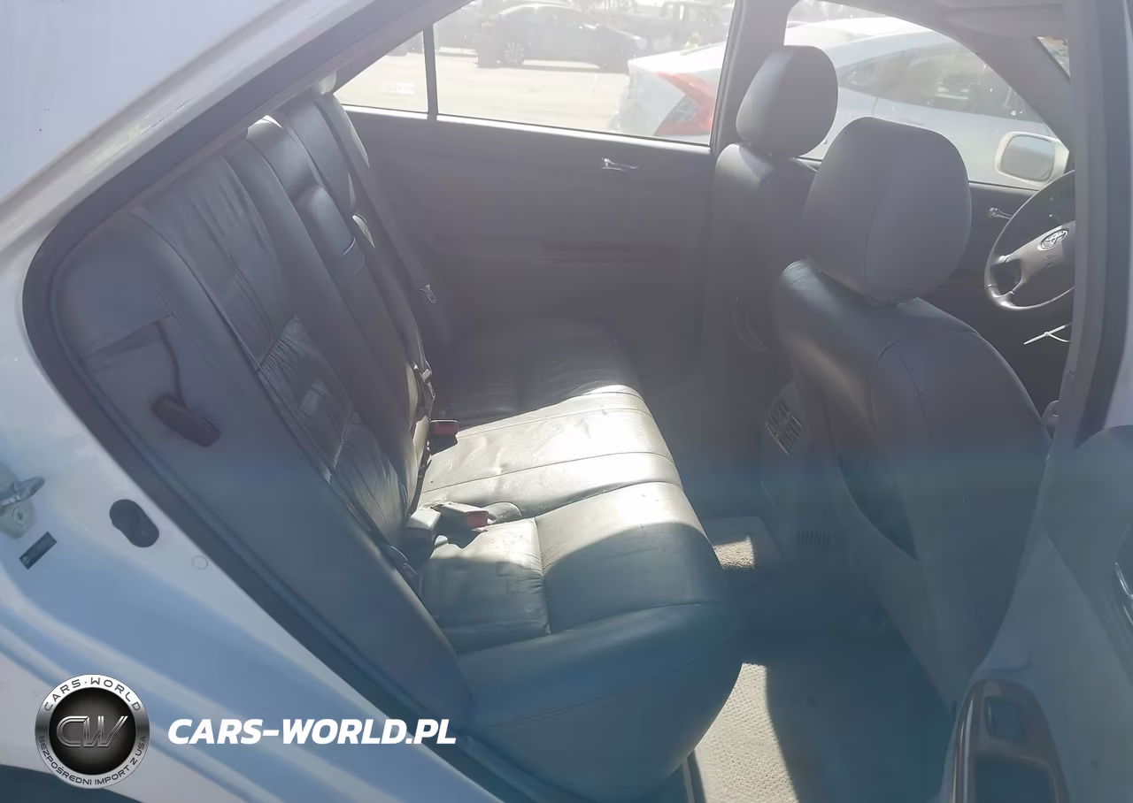 2003 Toyota Camry Xle VIN:JTDBE32K830238709 - 8