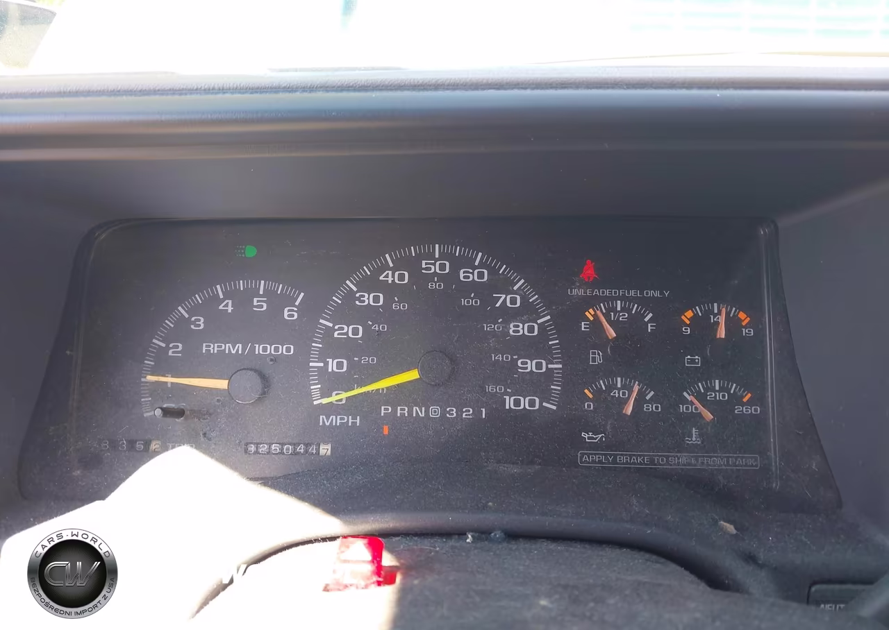 2000 Chevrolet Tahoe Z71 VIN:1GNEK13R1YR136927 - 7