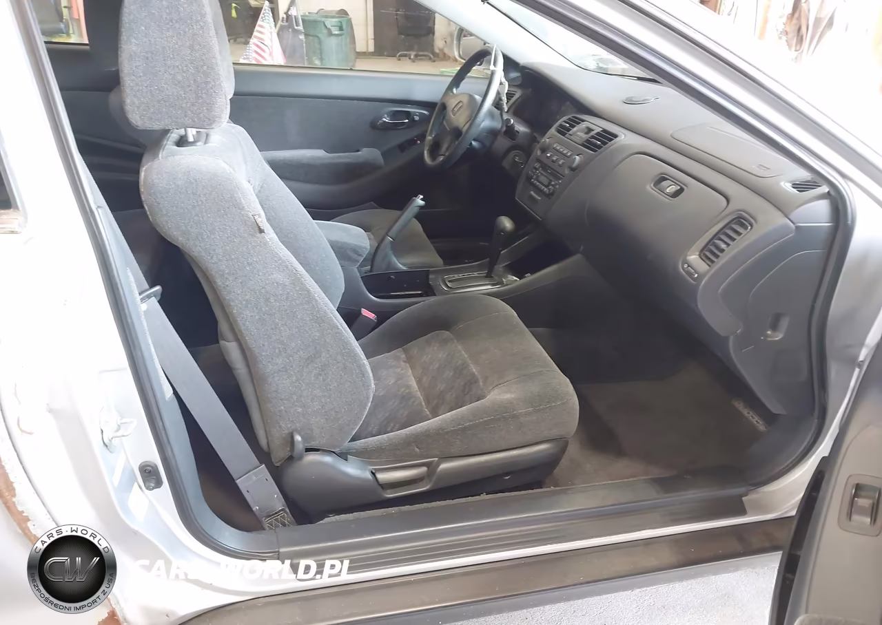 2001 Honda Accord 3.0 Lx VIN:1HGCG22491A034391 - 5