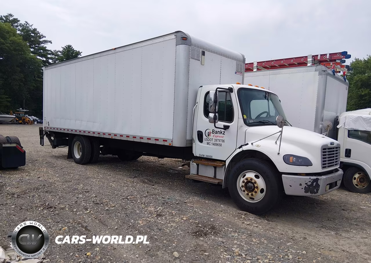 2018 Freightliner M2 106