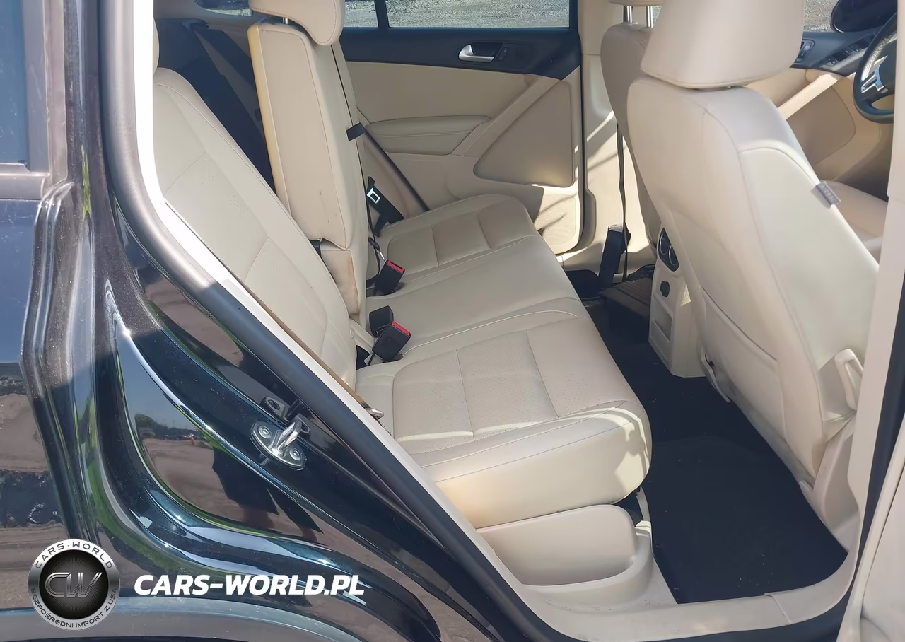 2017 Volkswagen Tiguan 2.0T-2.0T S VIN:WVGBV7AX3HW508210 - 8