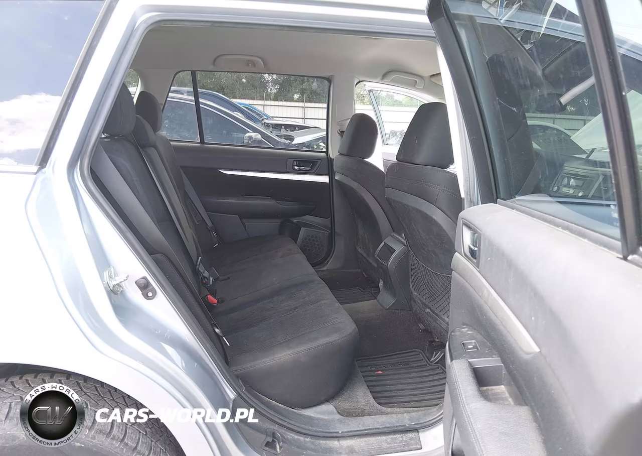 2013 Subaru Outback 2.5I Premium VIN:4S4BRCCC6D3270436 - 8