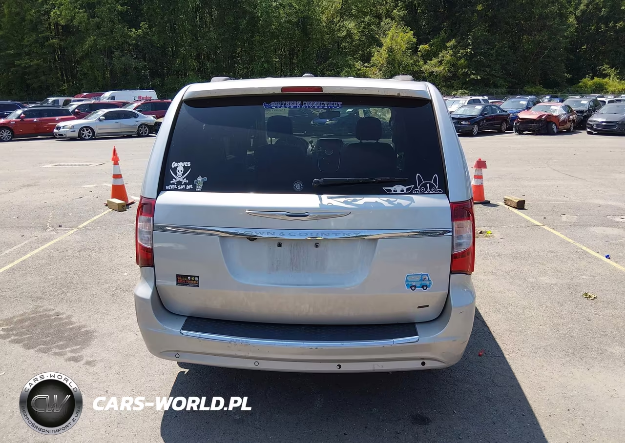 2011 Chrysler Town & Country Touring-L VIN:2A4RR8DG4BR781482 - 16